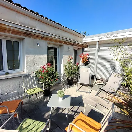 Nocleg ze śniadaniem La Chartreuse - 4*